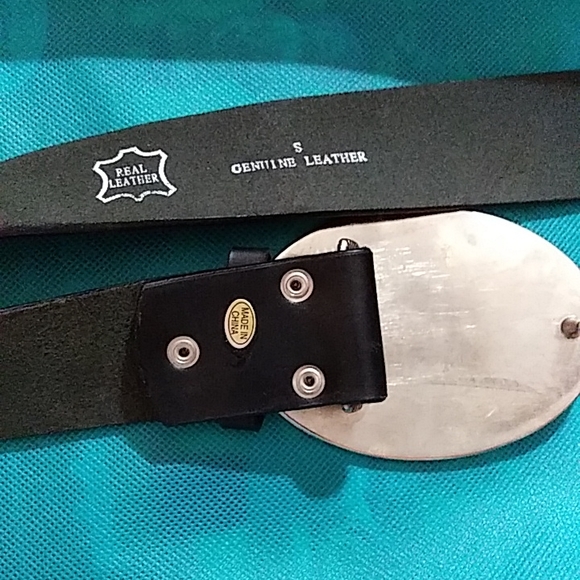 NWOT Rhinestone encrusted belt - Picture 4 of 4